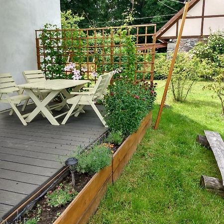 Apartament Przy Kamiennej Chacie Zalewo  Esterno foto