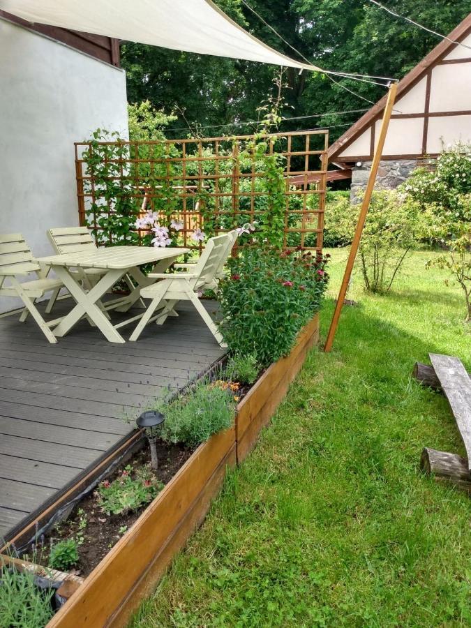 Apartament Przy Kamiennej Chacie Zalewo  Esterno foto