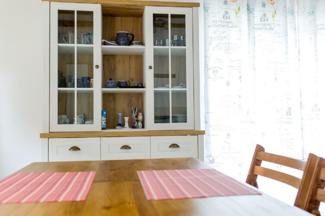 Apartament Przy Kamiennej Chacie Zalewo  Esterno foto